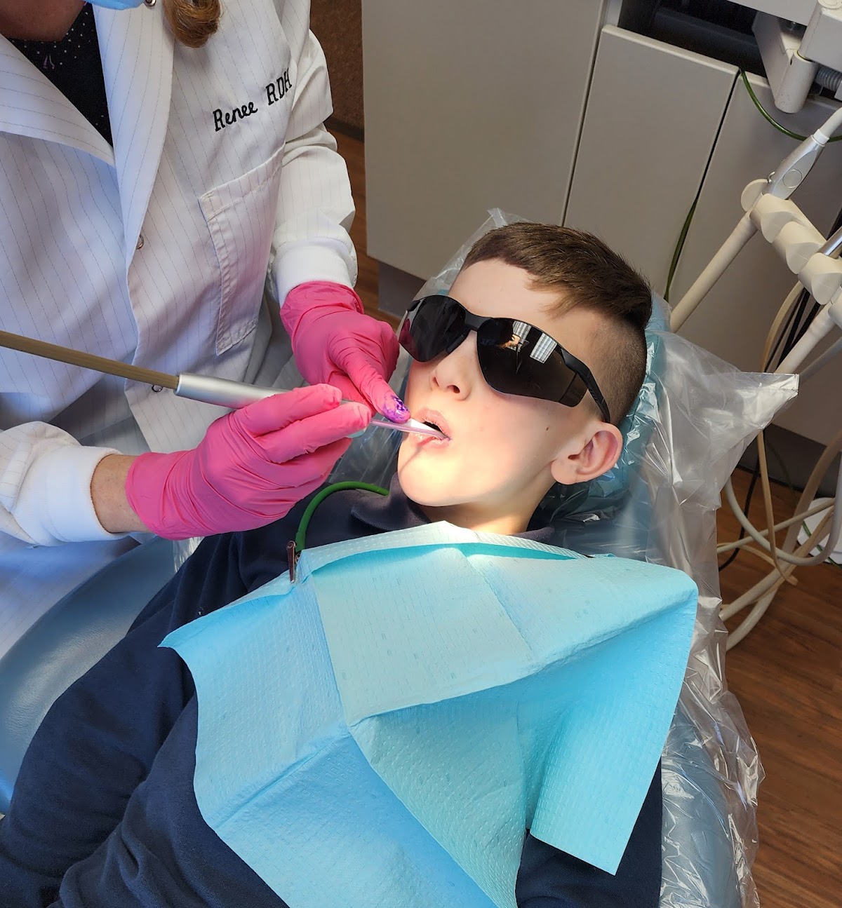 Tietan Dental photo 1