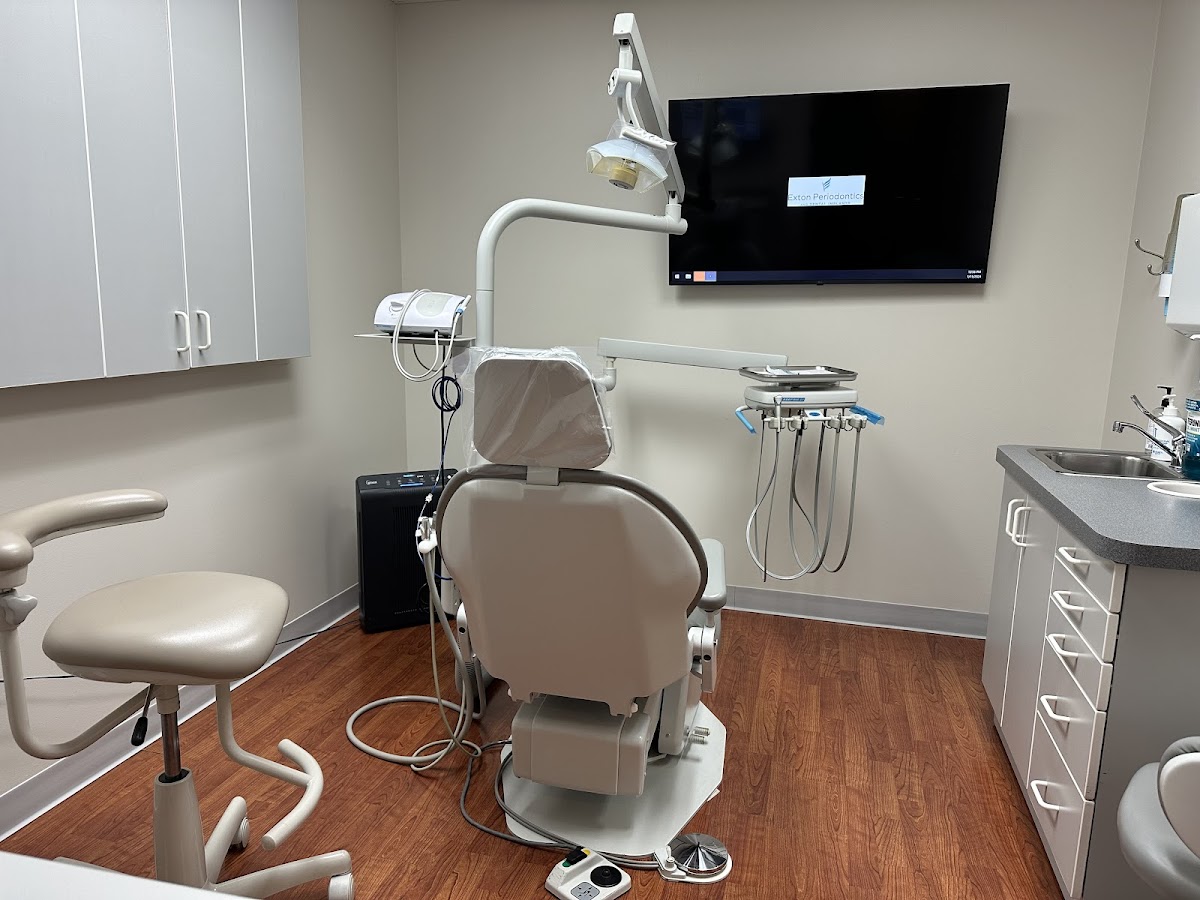 Exton Periodontics and Dental Implants photo 2