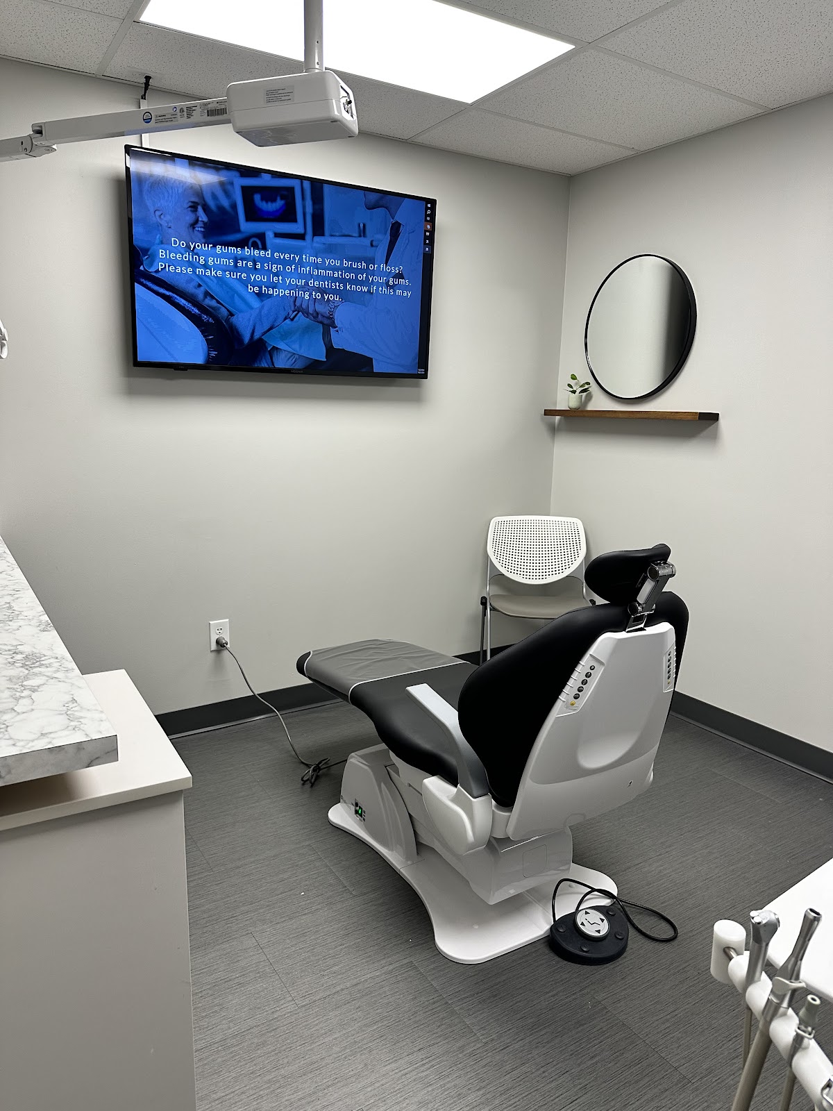 Williamsburg Dental Stockwell photo 4