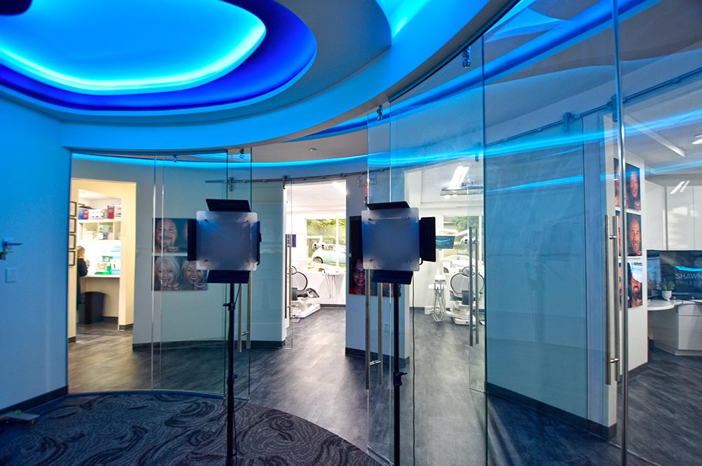 Smiles by Design - Rejuvenating Implant Dentistry photo 2
