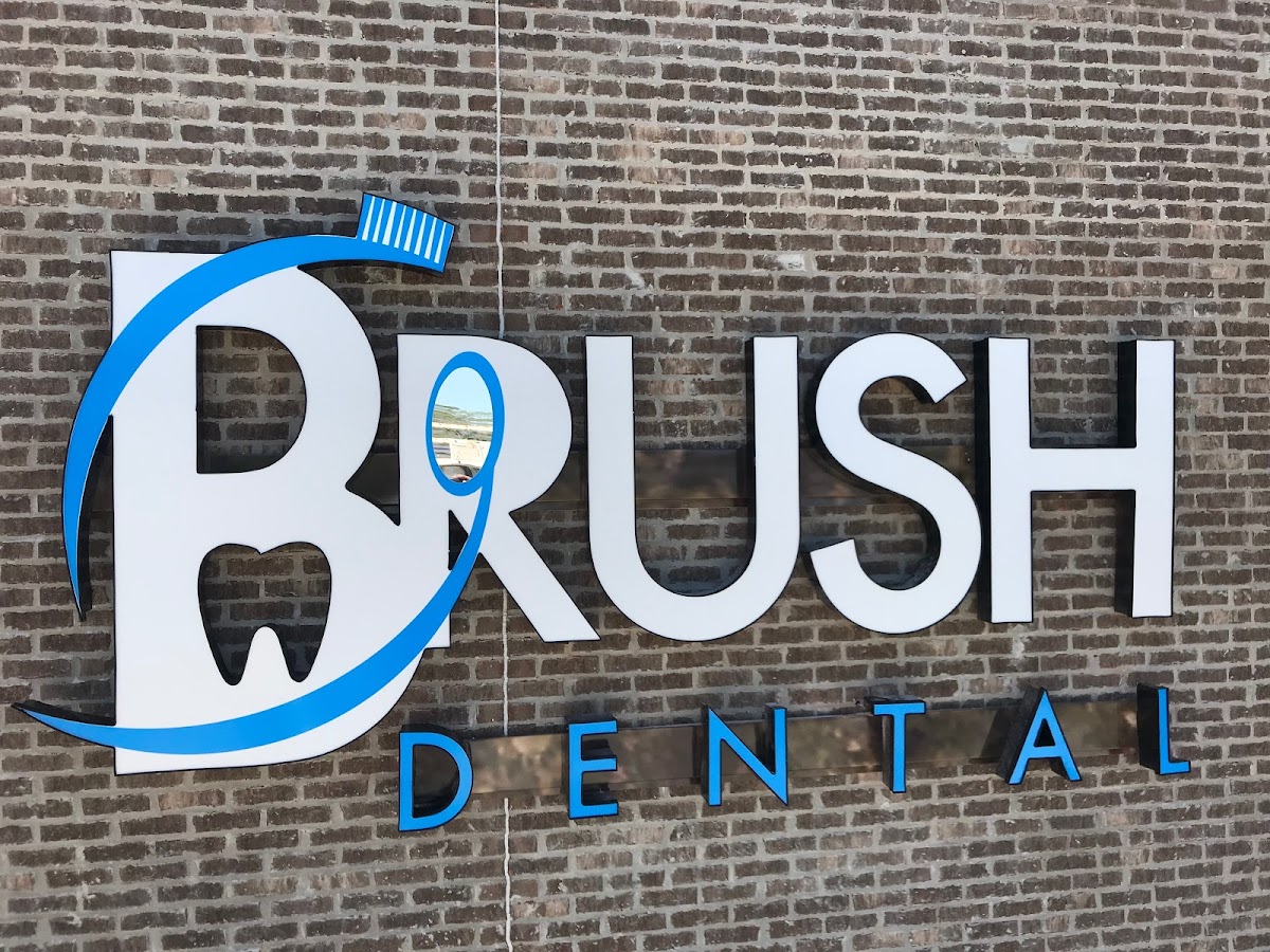 Brush Dental photo 1