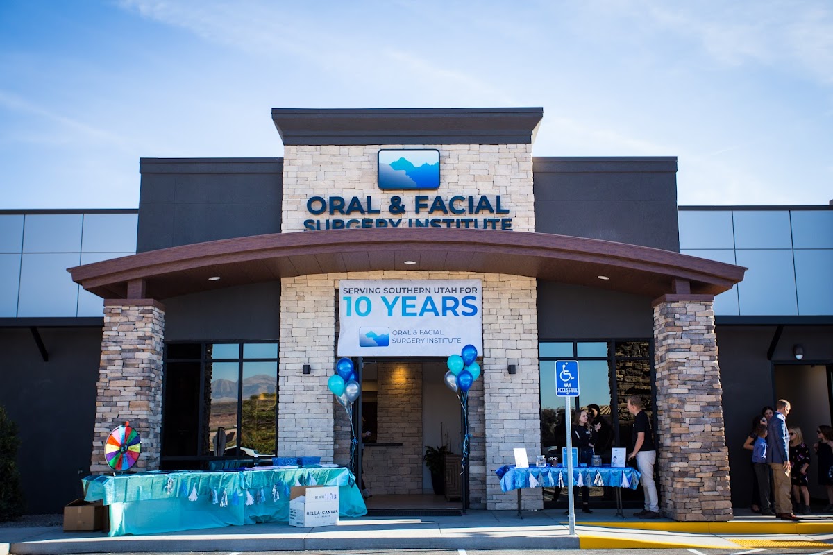 Dr. Shawn B. Davis - Oral & Facial Surgery Institute photo 4