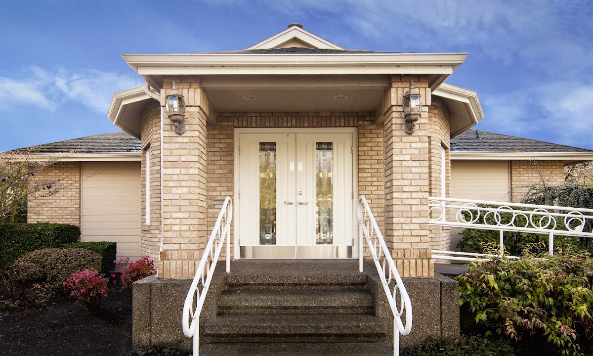 Salem Periodontal and Implant Specialist photo 1
