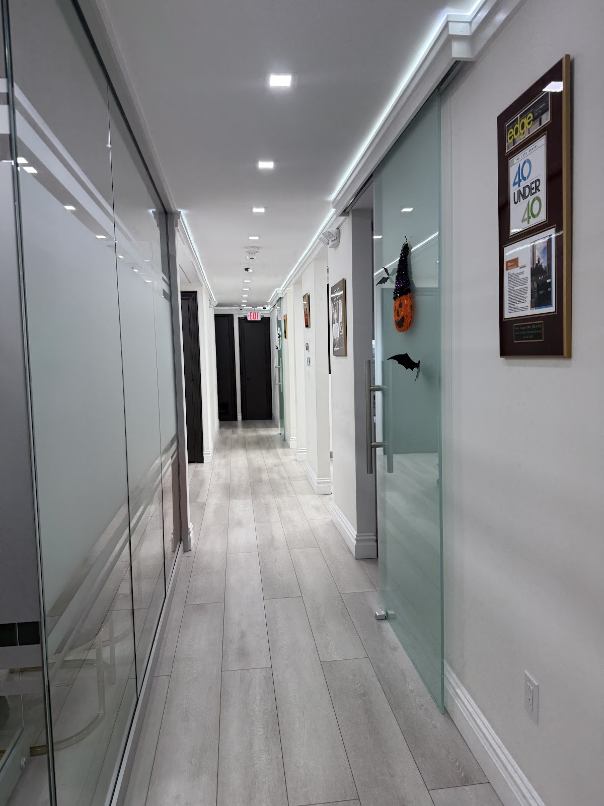 Gold Coast Oral & Maxillofacial Surgery, Center for Dental Implants photo 6