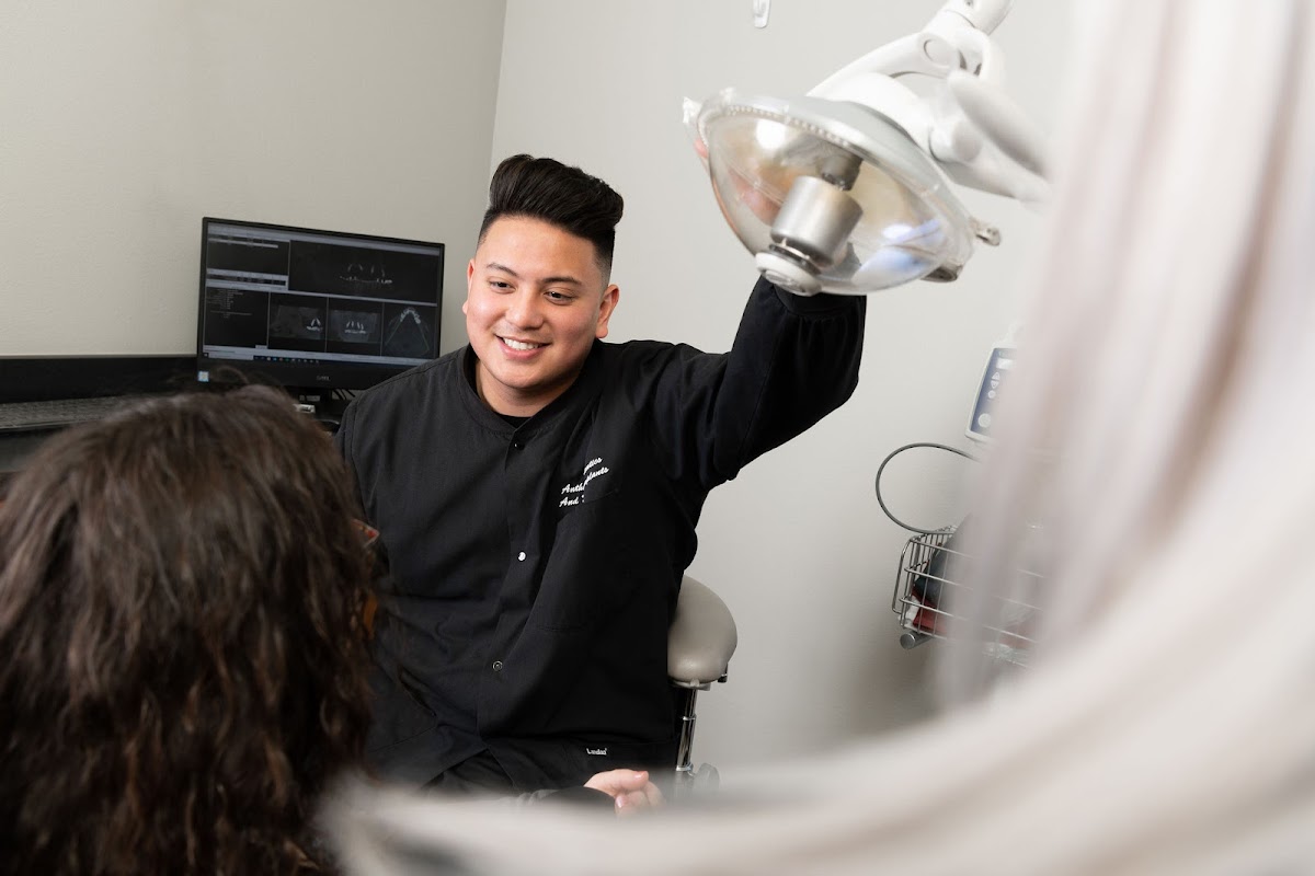 Anthem Periodontics and Dental Implants photo 4