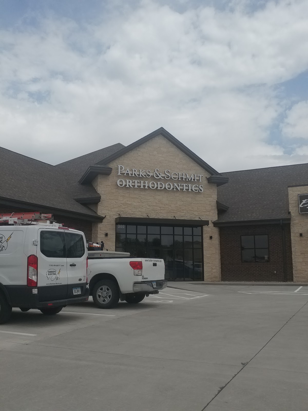Eastern Iowa Oral Surgery & Dental Implant Center photo 2