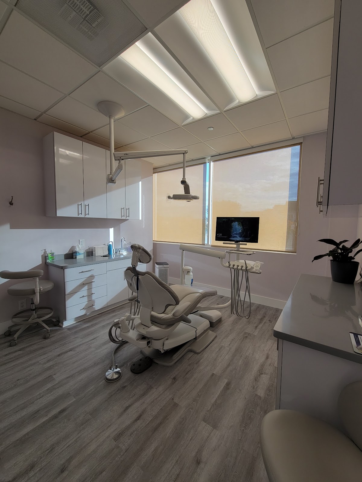 Nova Implant & Perio Specialists photo 2