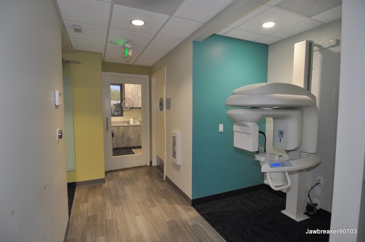 Cerritos Oral Surgery photo 1