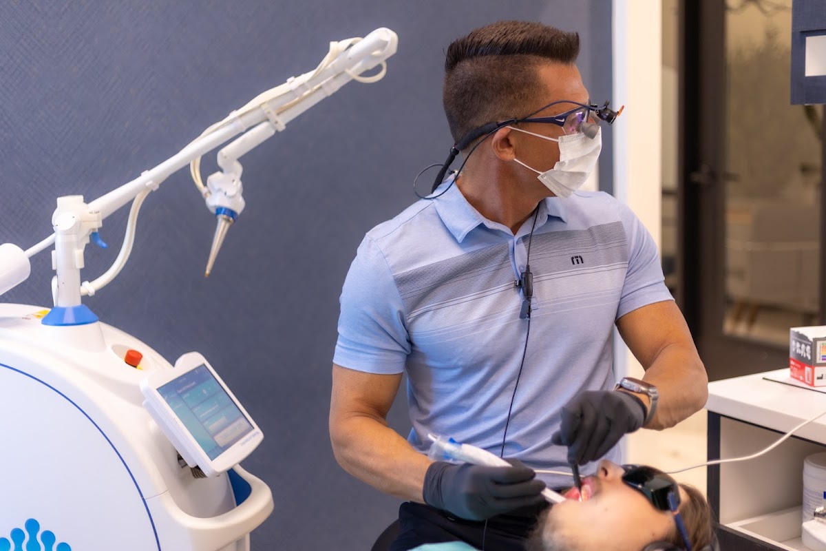 Matthews Implant & Cosmetic Dentistry photo 4