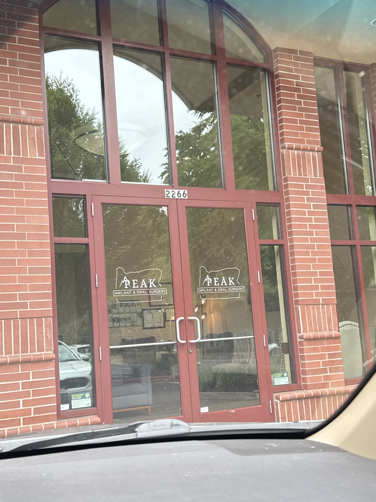 Peak Implant & Maxillofacial Surgery – Salem photo 2