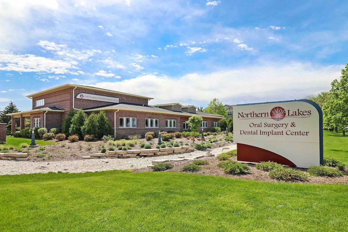 Northern Lakes Oral Surgery and Dental Implant Center photo 3