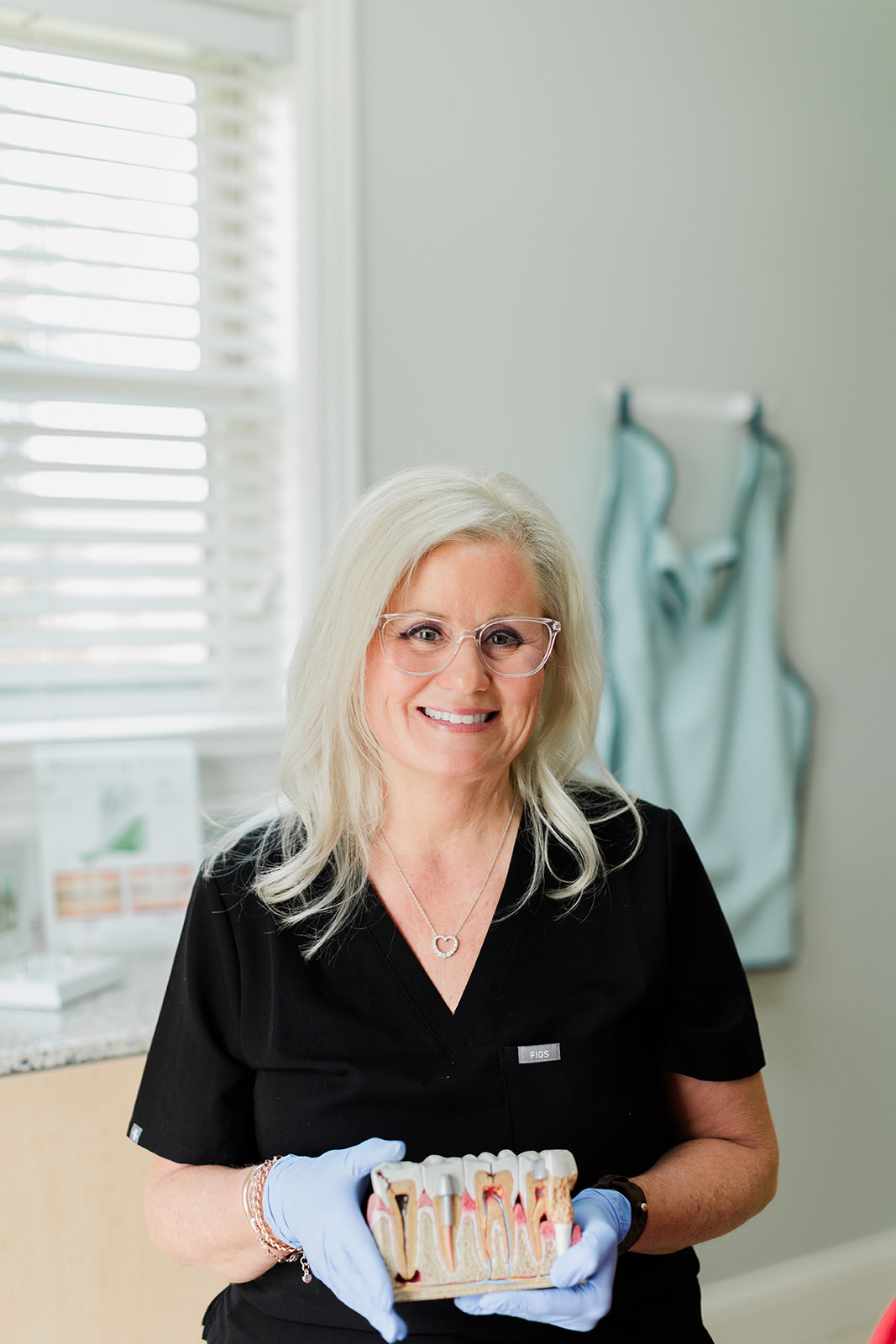 Modern Dental Solutions photo 1