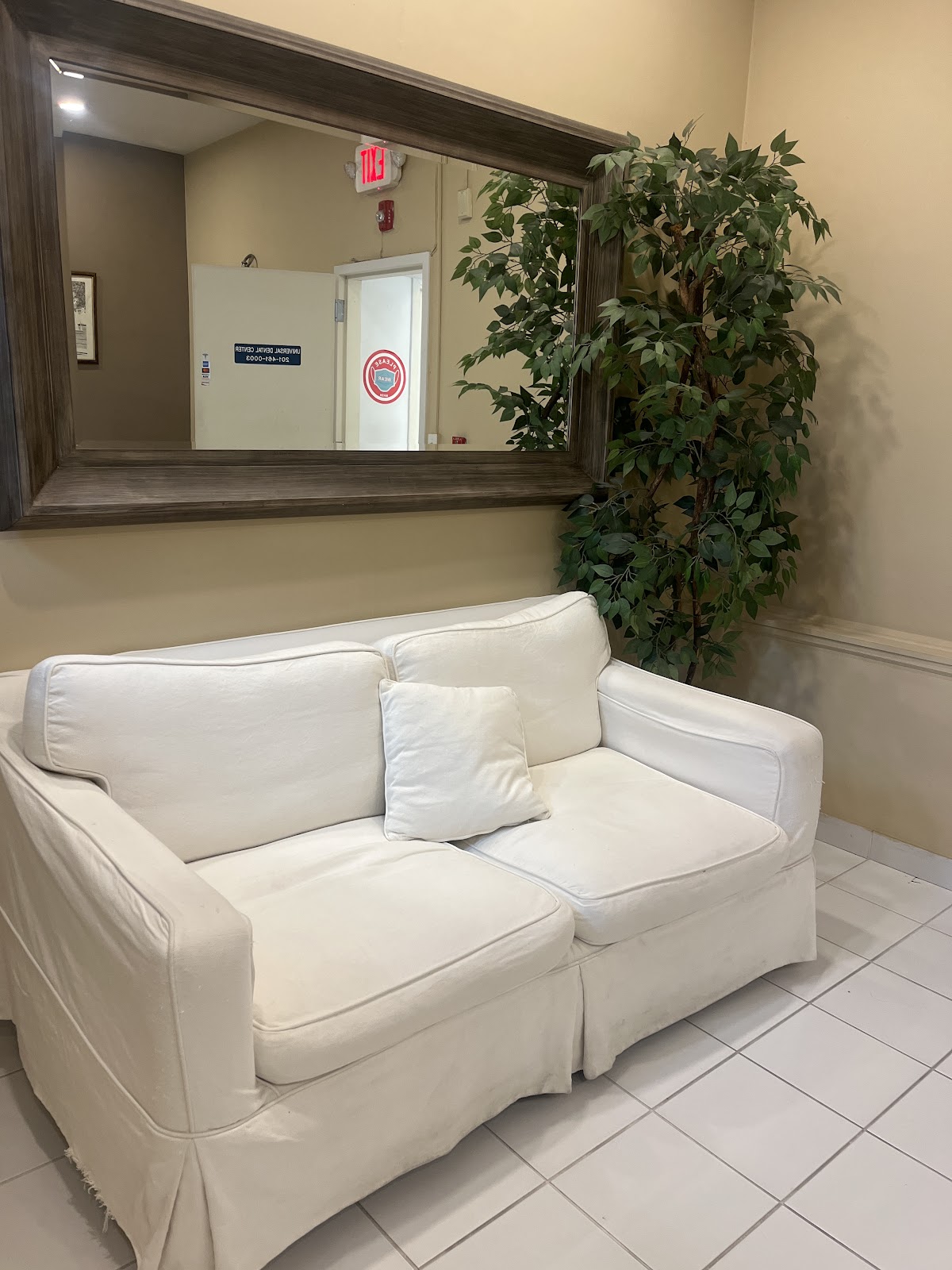 Universal Dental Implant Center photo 6