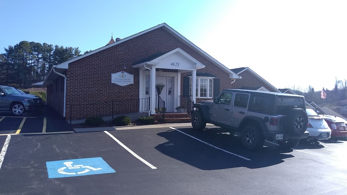 Tri-cities Center for Cosmetic Dentistry photo 5