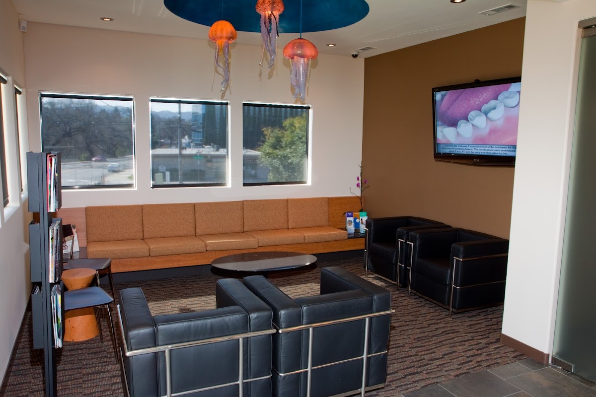 Ali Alijanian, Dds, Inc. Oral Surgery And Dental Implants photo 5
