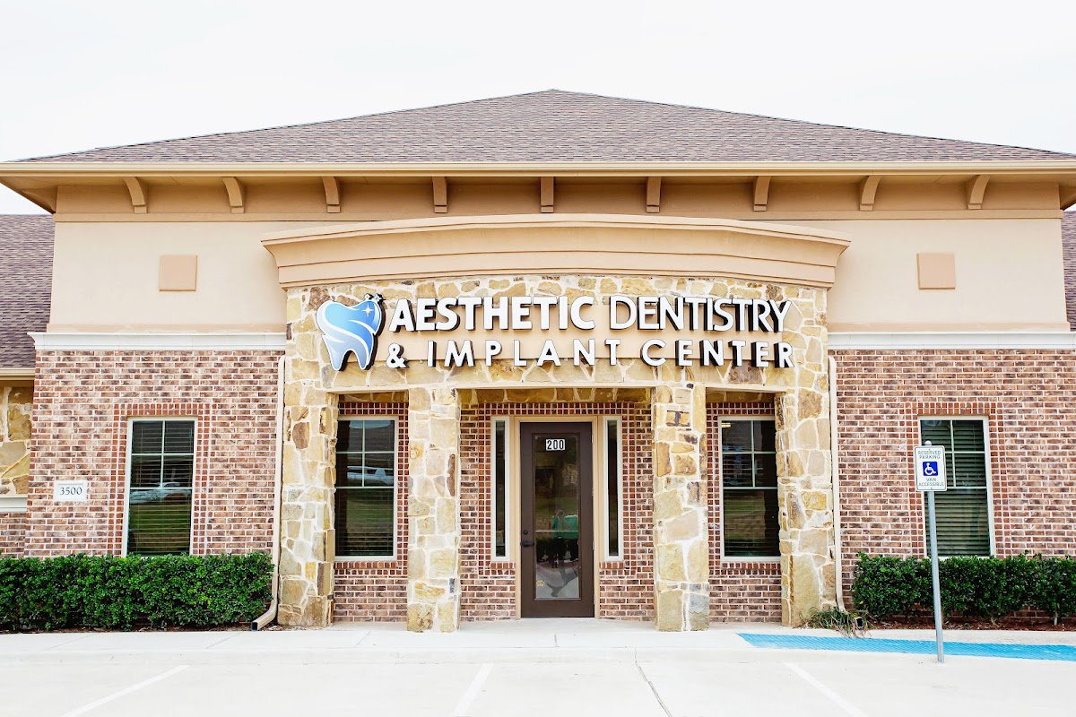 Aesthetic Dentistry & Implant Center photo 2