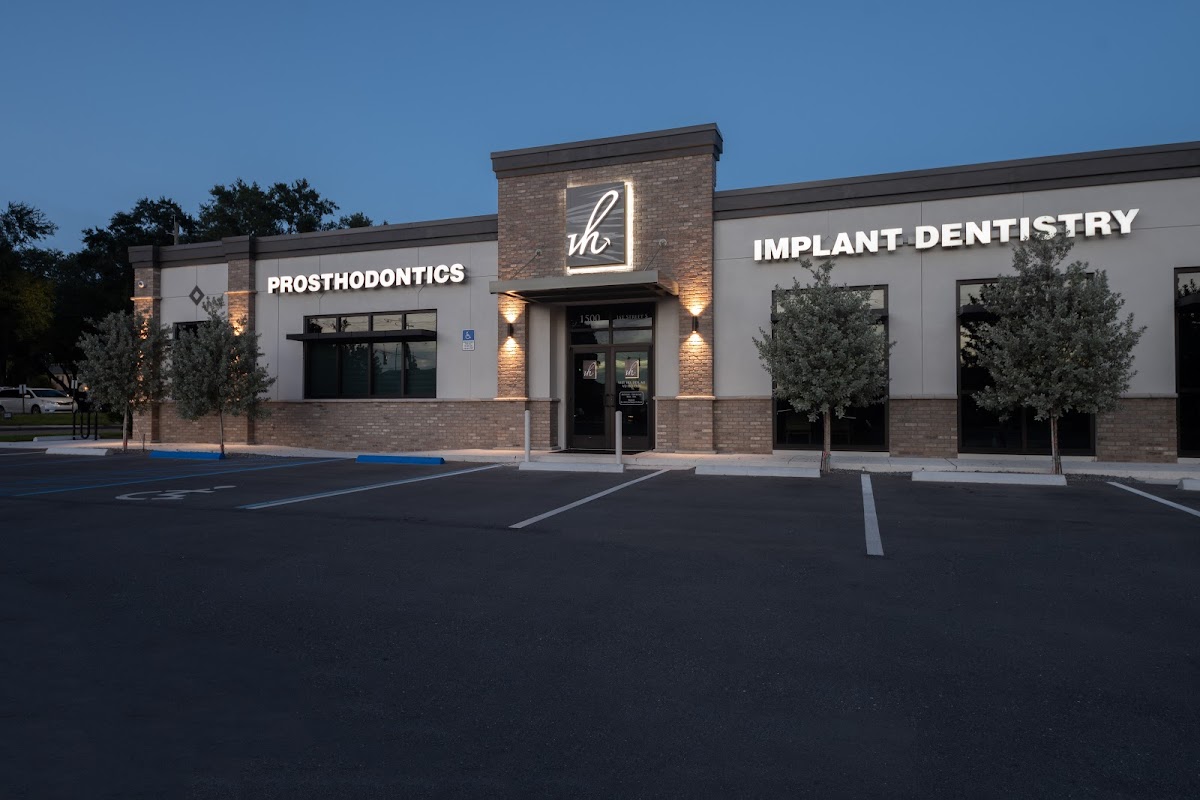 Prosthodontics & Implant Dentistry - Dr. Viet Ho & Dr. Vu Ho photo 2
