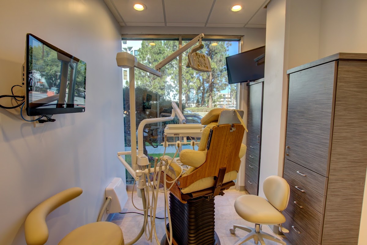 New Smile Prosthodontics photo 3