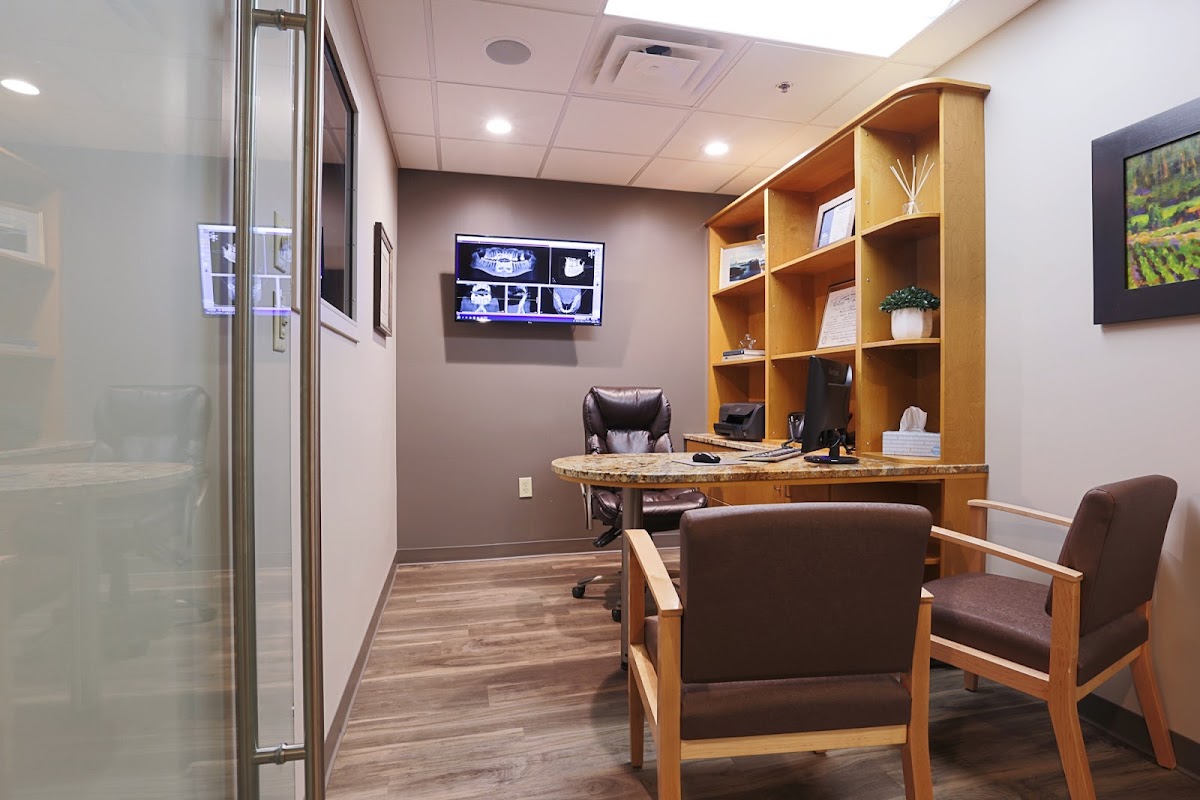 Parker Periodontics and Implant Dentistry photo 4