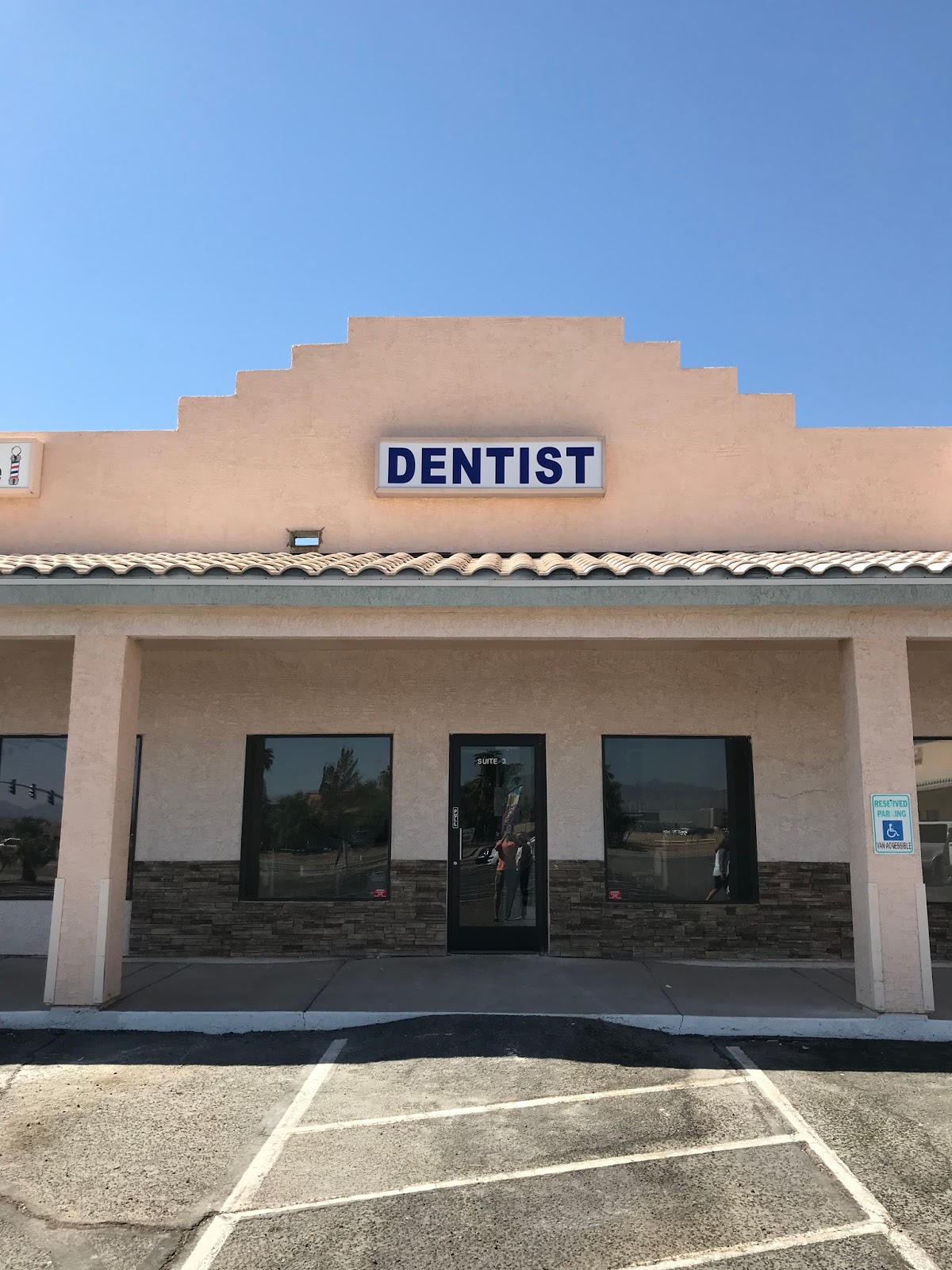 Jennings & Larson Family Dentistry - Fort Mohave photo 1