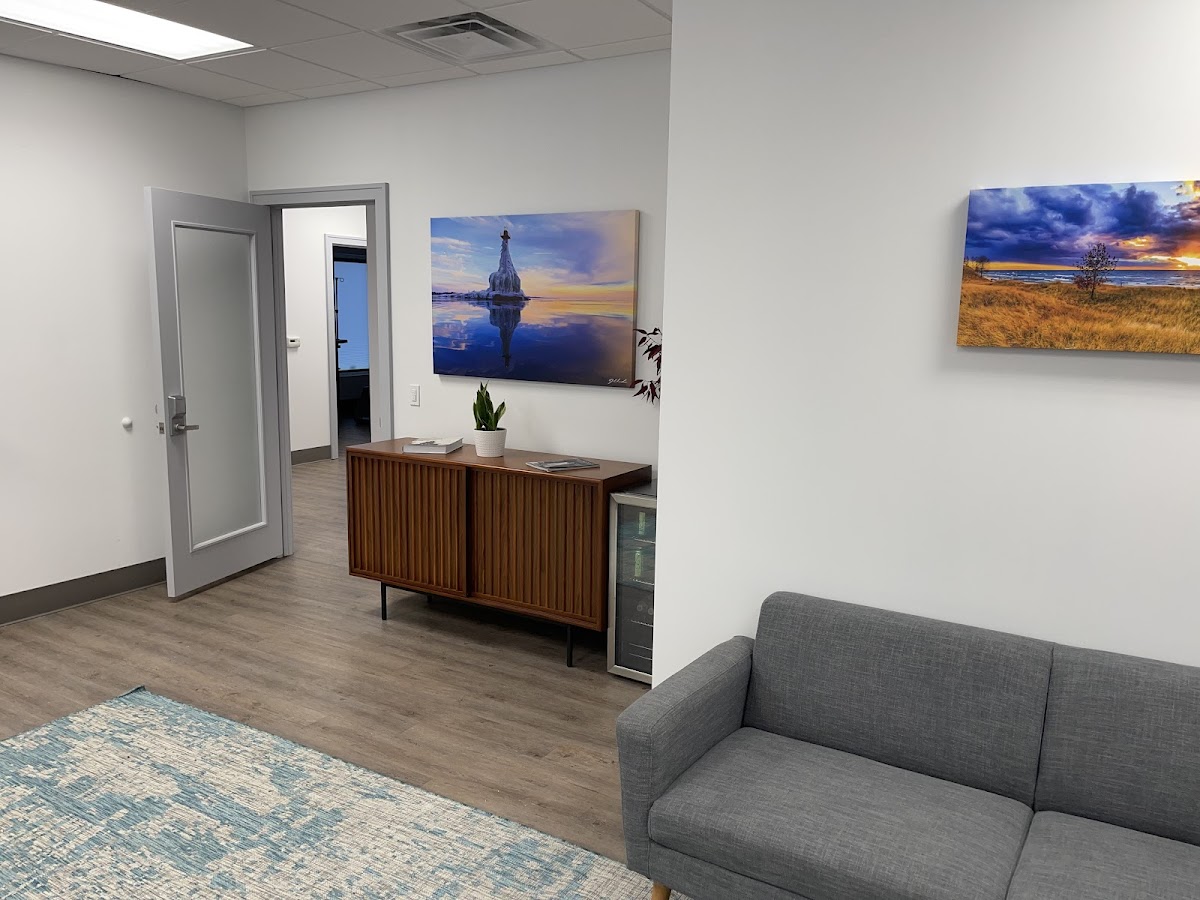 Breakwater Oral Maxillofacial Surgery & Dental Implants photo 2