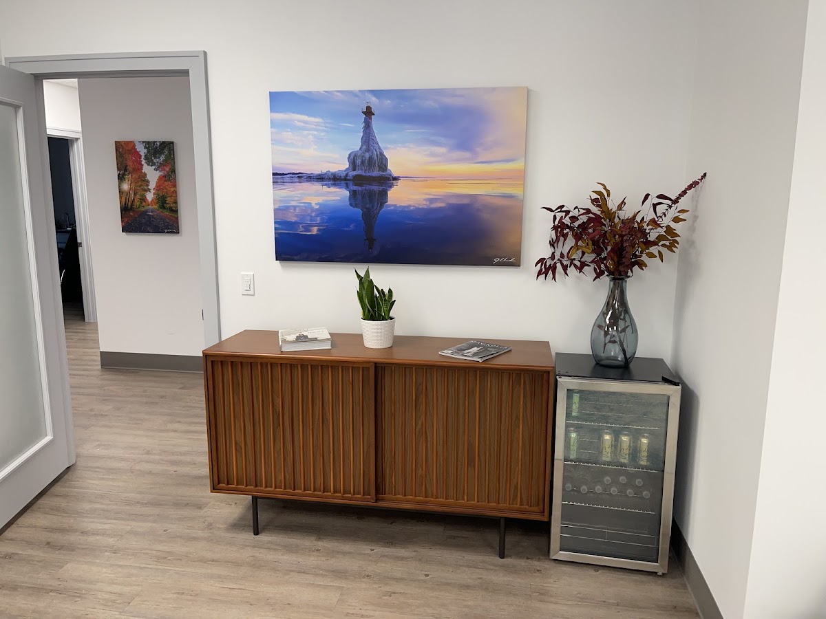 Breakwater Oral Maxillofacial Surgery & Dental Implants photo 4