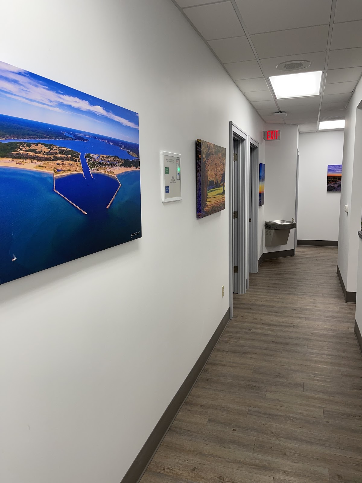 Breakwater Oral Maxillofacial Surgery & Dental Implants photo 5