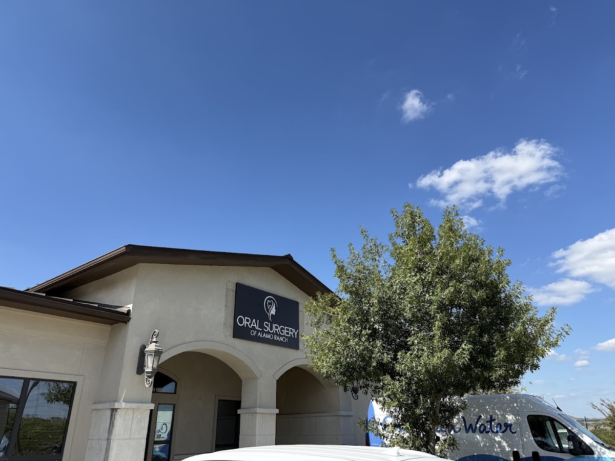 Oral Surgery of Alamo Ranch: Raymond W. Kaercher DDS, MD photo 3