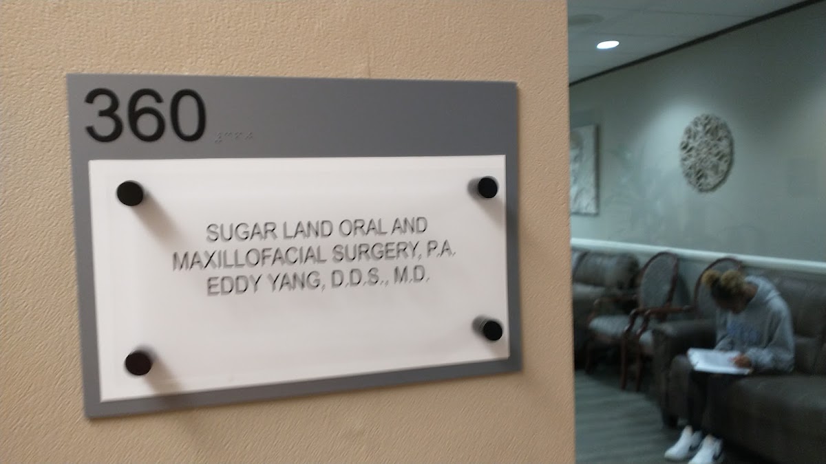 Sugar Land Oral & Maxillofacial Surgery photo 5