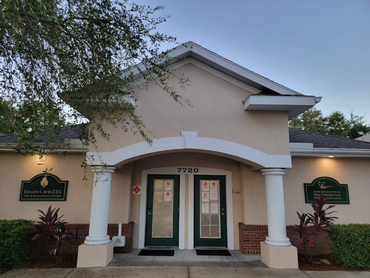 Tampa Bay Institute of Oral Surgery and Dental Implants photo 1