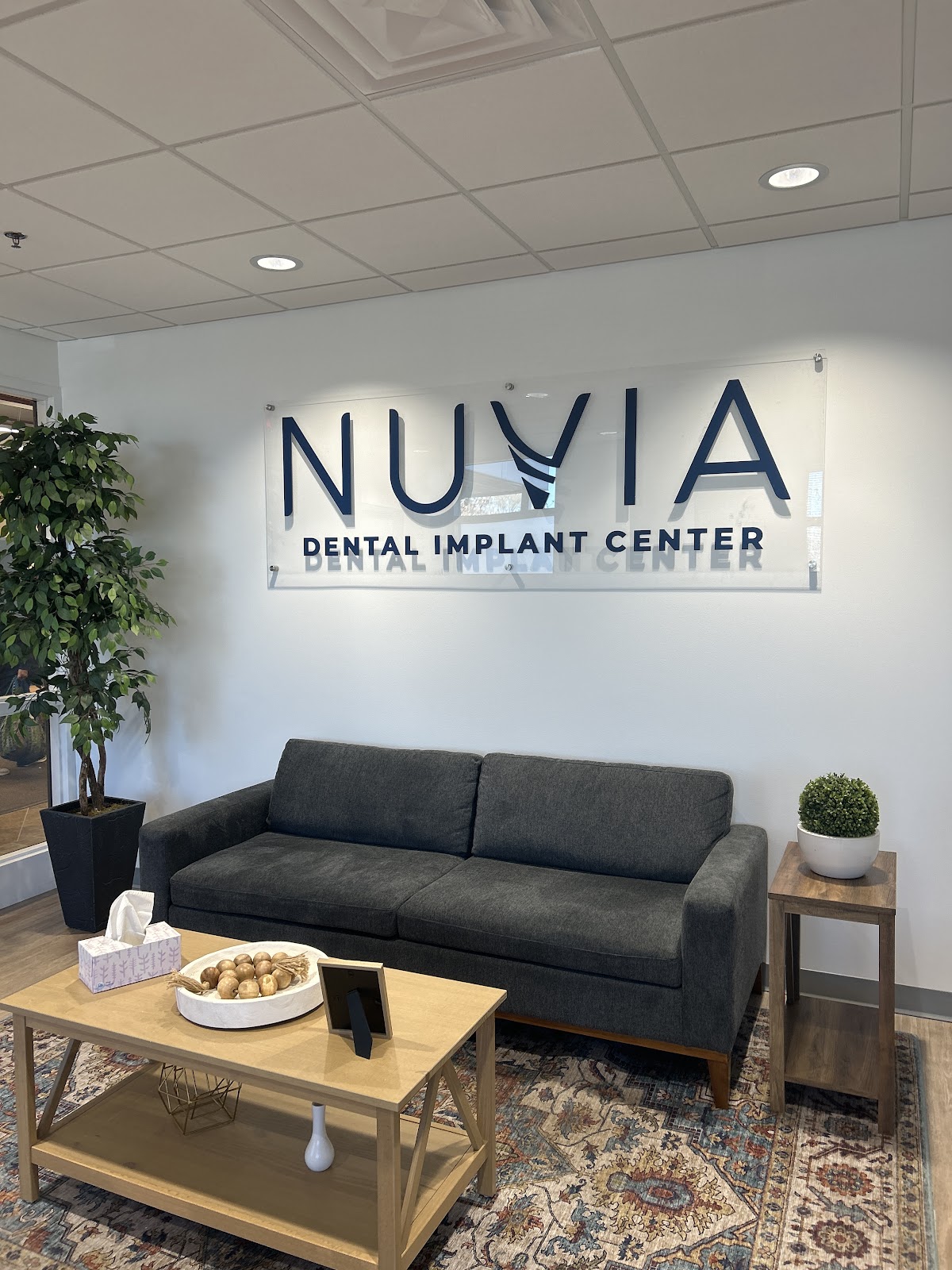 Nuvia Dental Implant Center - Minneapolis photo 1