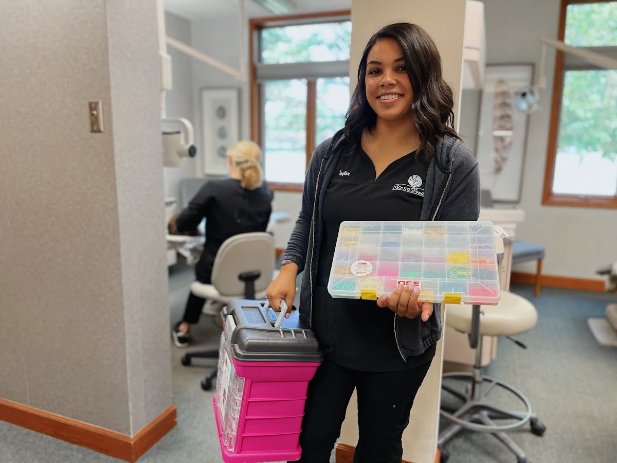 Moore Dentistry Vantage Place photo 4