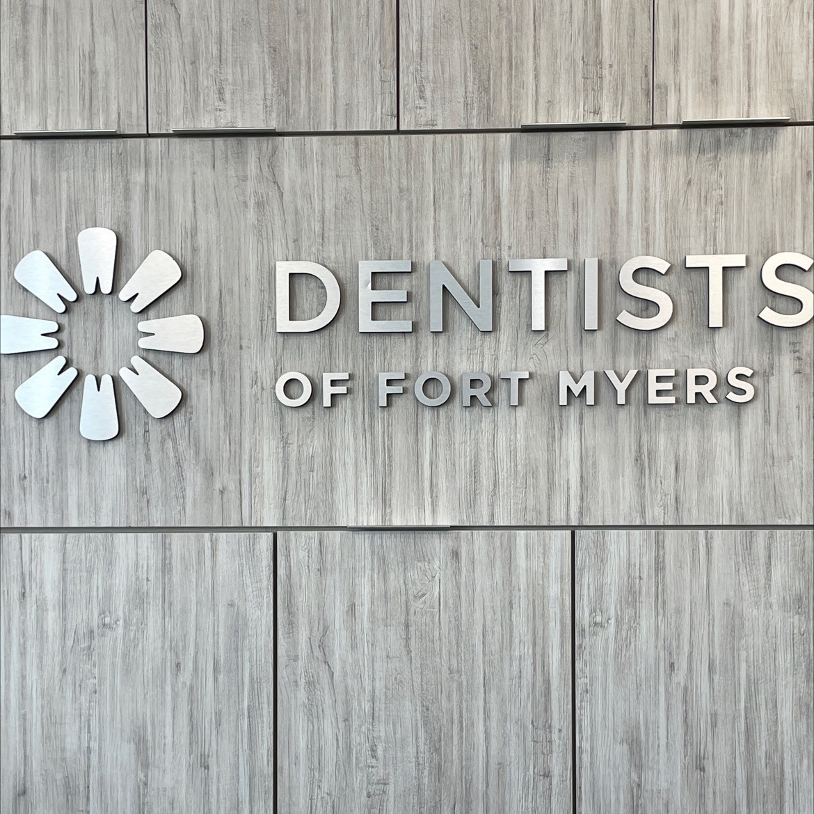 Dentists of Fort Myers photo 1