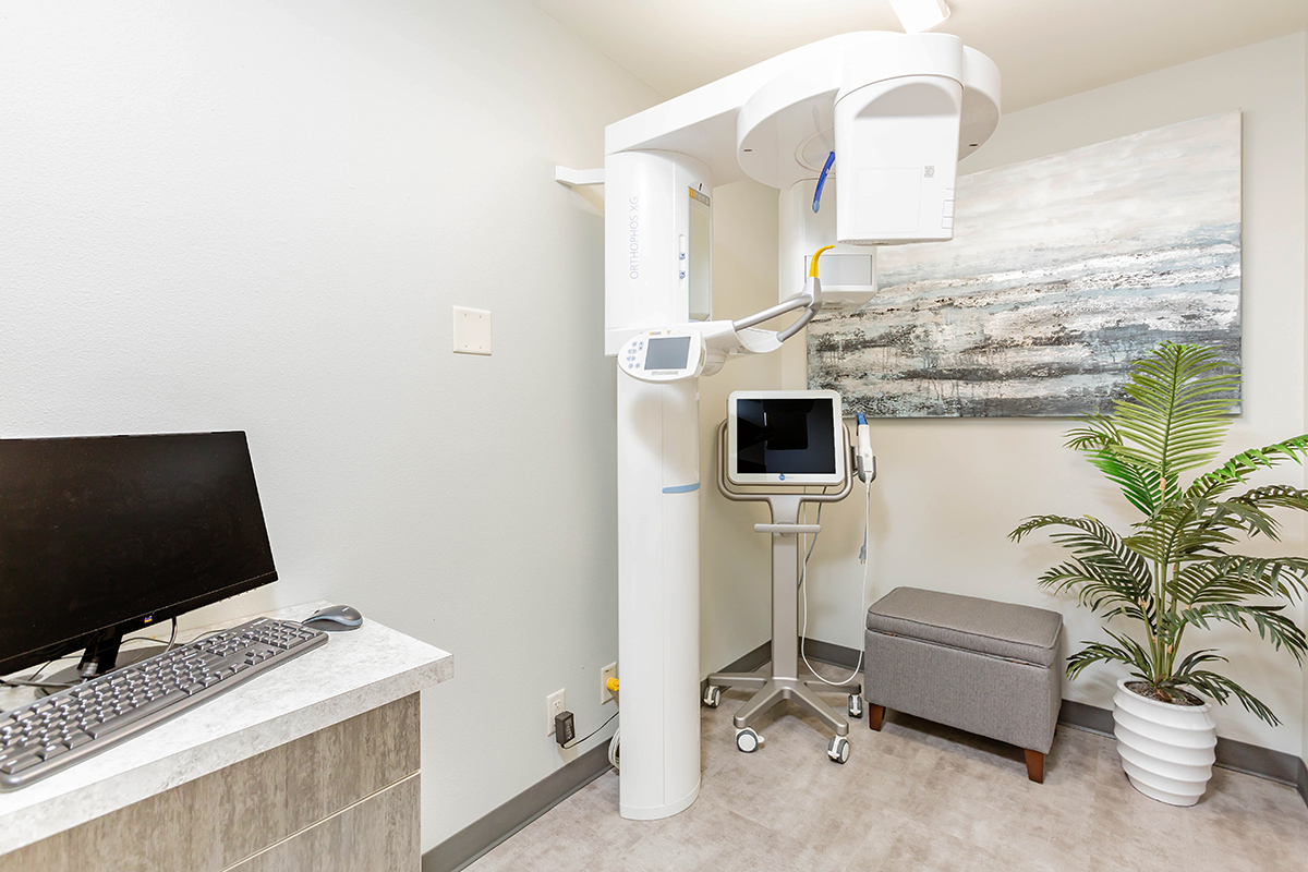 10th Street Dental photo 5