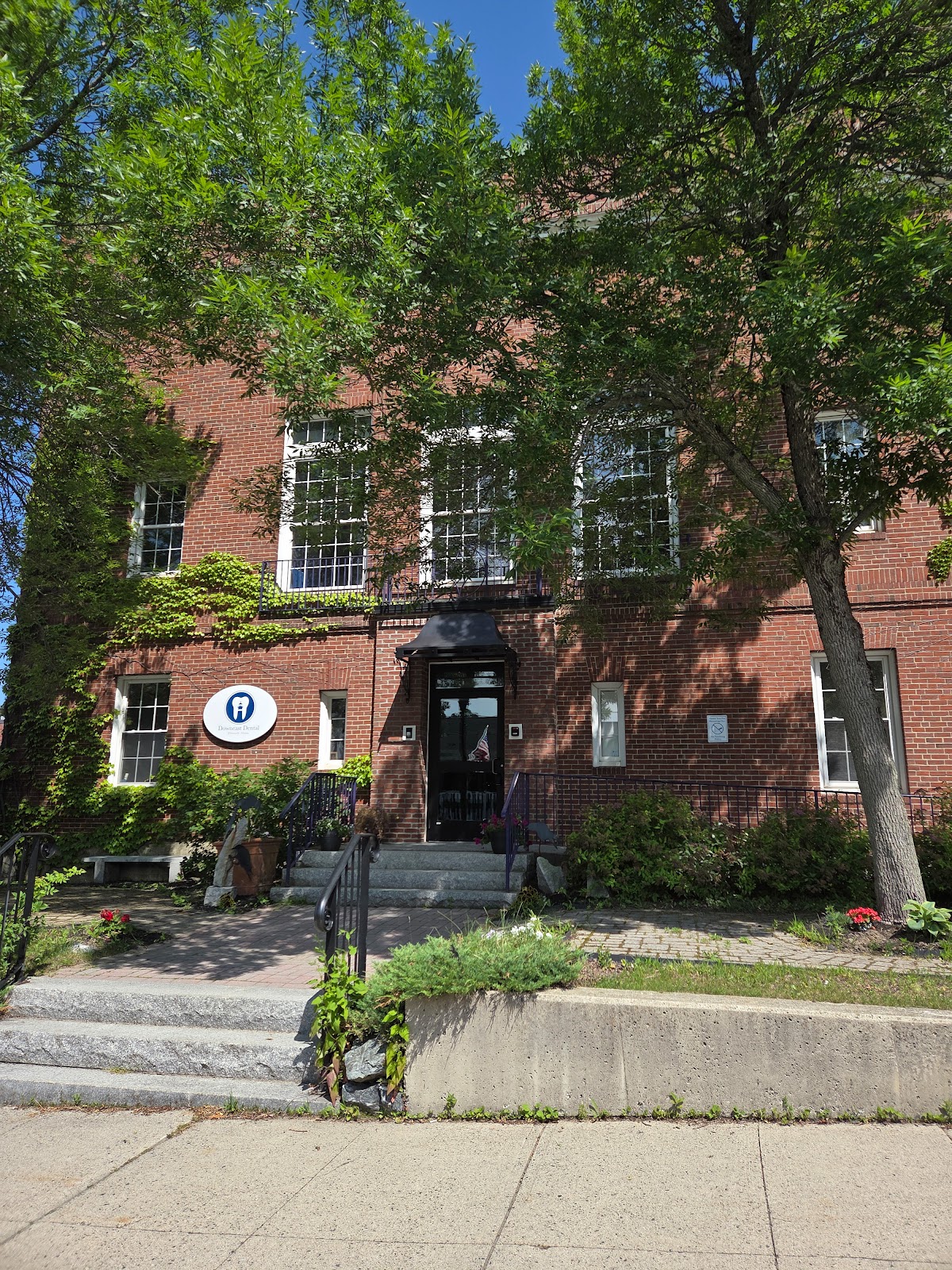 Downeast Dental photo 1