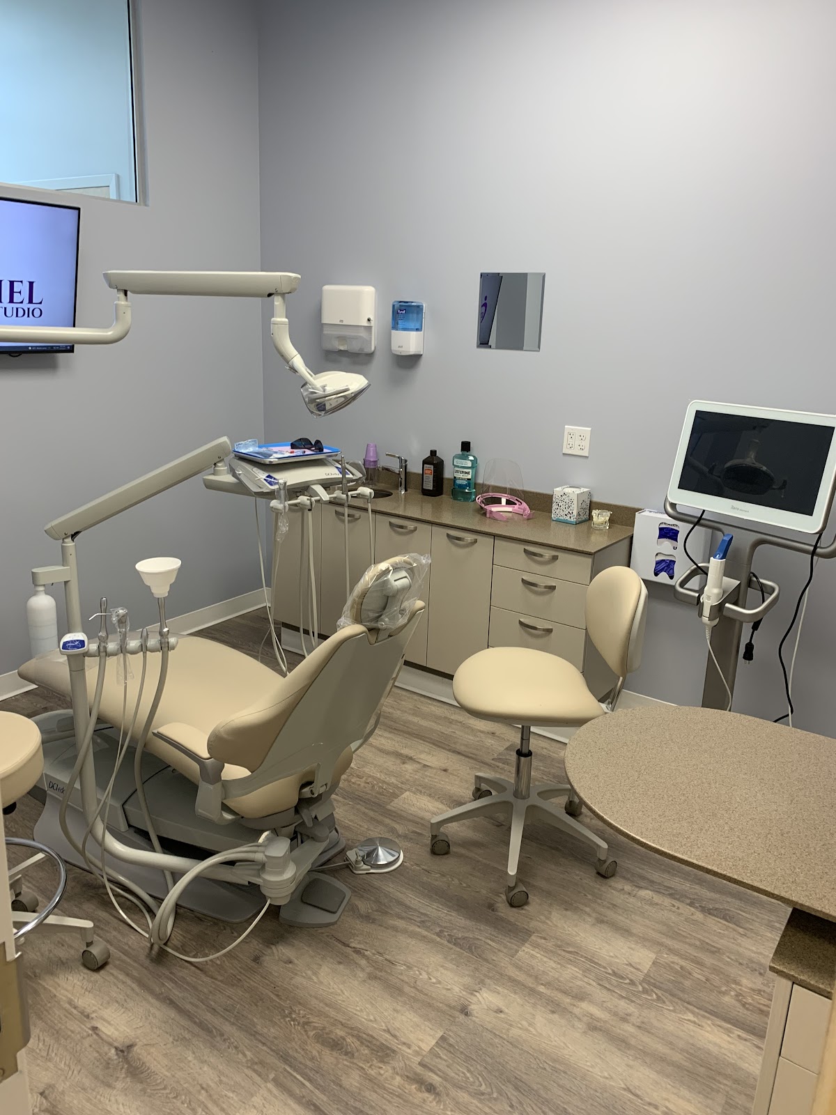 Daniel Dental Studio photo 3