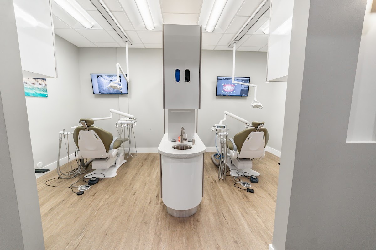 Fg Family and Implant Dentistry photo 3
