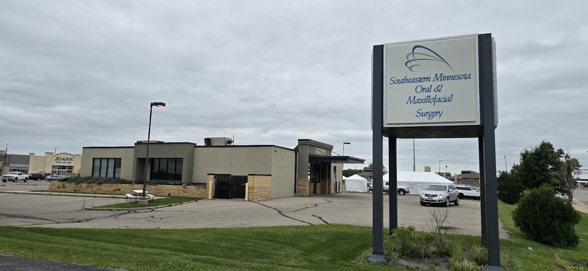 Southeastern Minnesota Oral & Maxillofacial Surgery photo 2