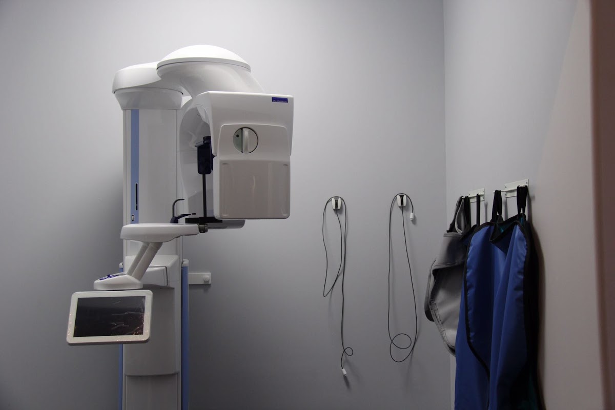 Dental Plus Clinic Of Seguin (Seguin Dental Care) photo 4