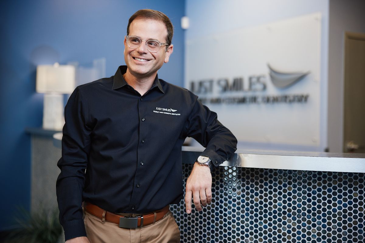 Just Smiles - General, Cosmetic & Implant Dentistry photo 6