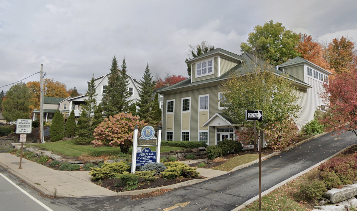 Abington Center for Cosmetic and Family Dentistry: Charles Dennis, DMD photo 3