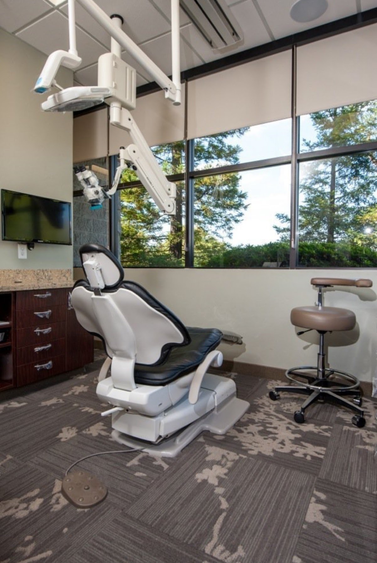 Creekside Endodontics Roseville 2 photo 1
