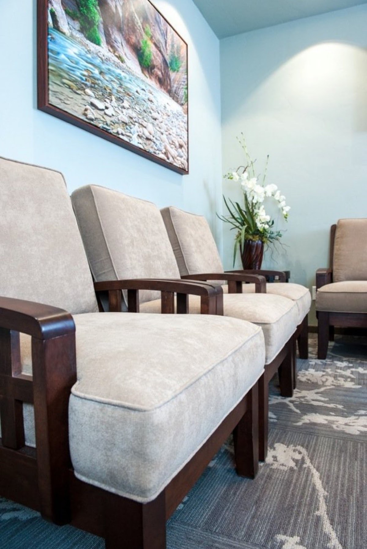 Creekside Endodontics Roseville 2 photo 2