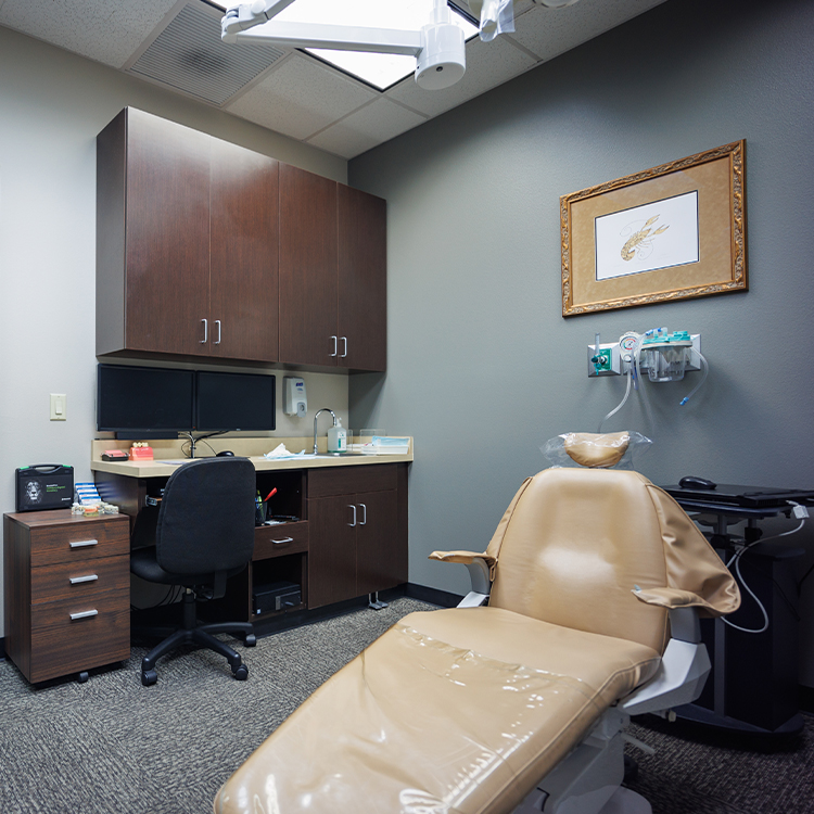 Inland Empire Oral Surgery & Dental Implants (Ieomfs) photo 2