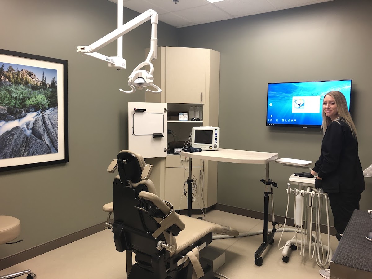 Serenity Oral Surgery and Implant Center photo 4