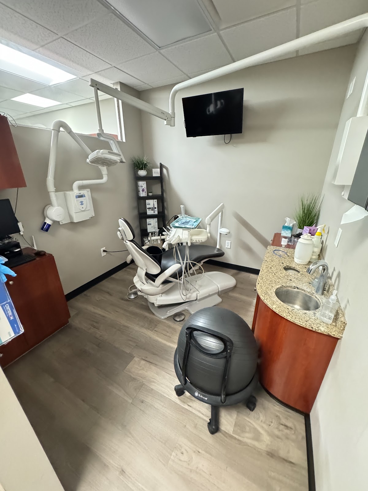 Valley Dental photo 2