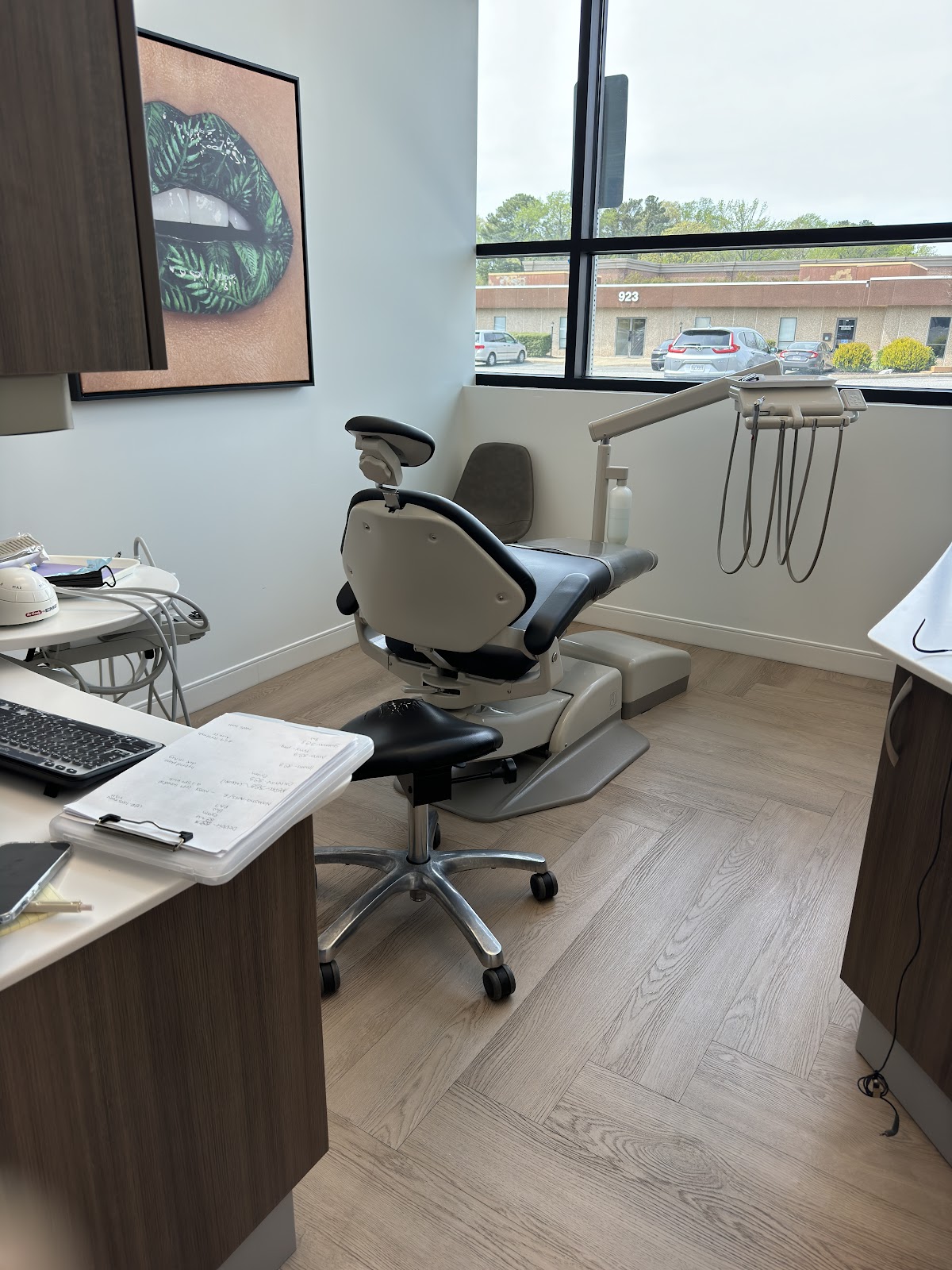 Coastal Cosmetic & Implant Dentistry photo 5