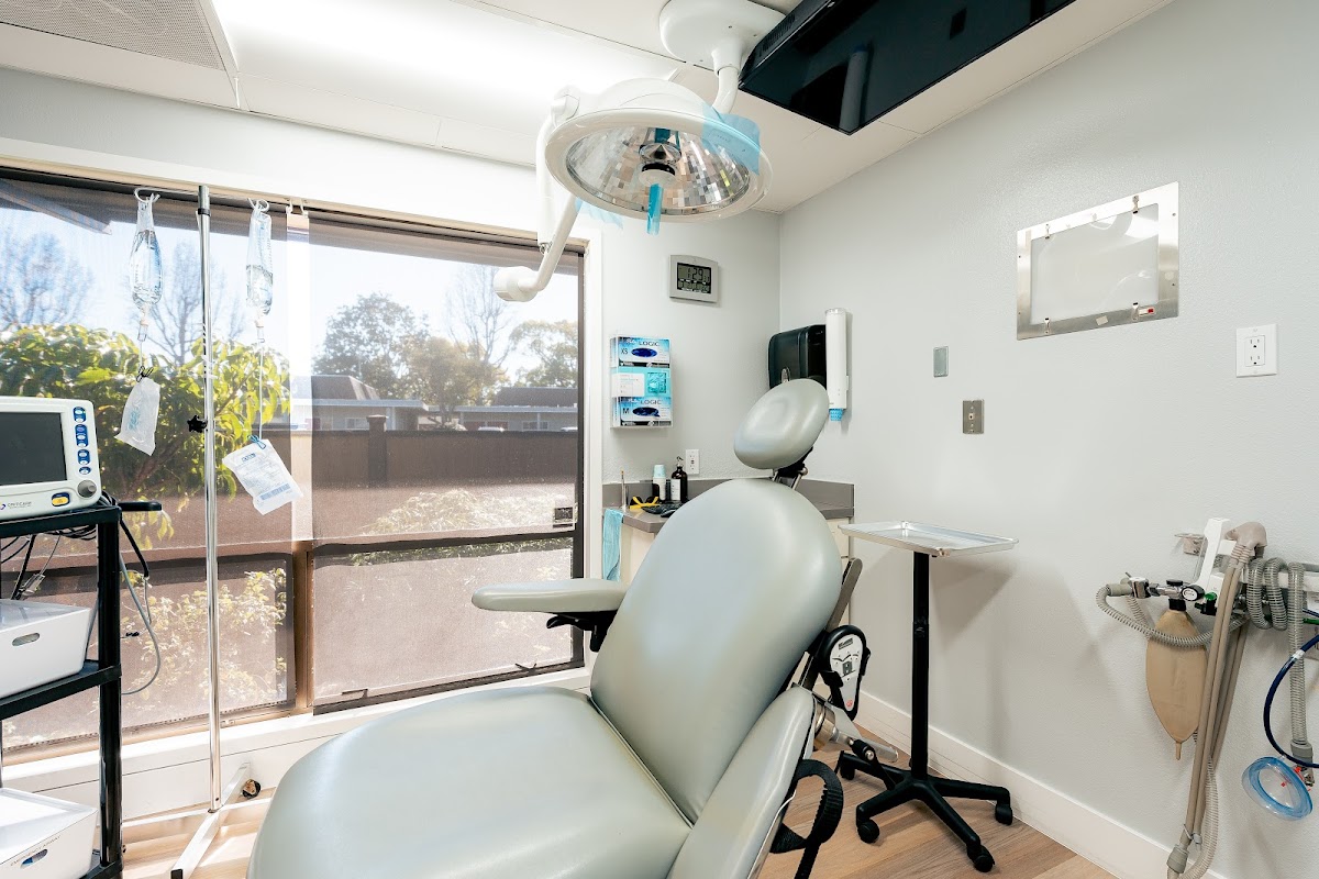 Yen Oral Surgery photo 4