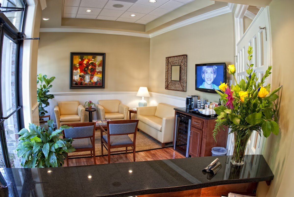 Smileworks General & Cosmetic Dentistry photo 6