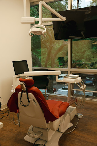 Doctors Implants photo 3